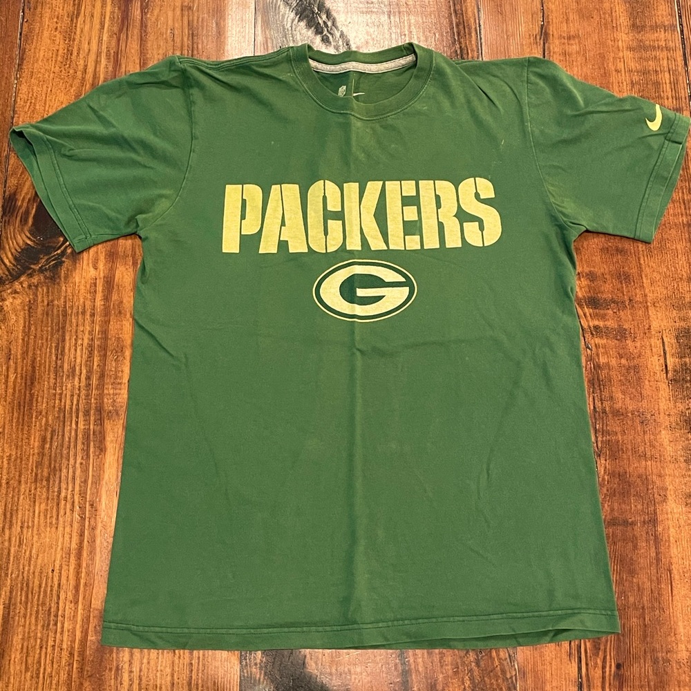 Nike NFL Green Bay Packers Medium T-Shirt
